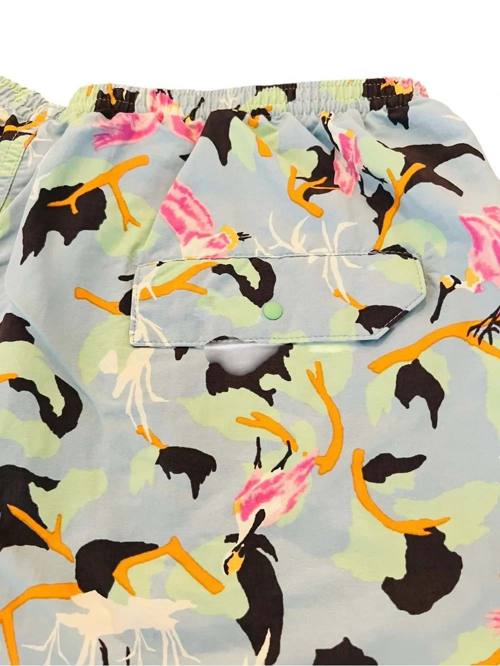 Patagonia Men’s Seagull Pattern Performance Swim trunks Size XL